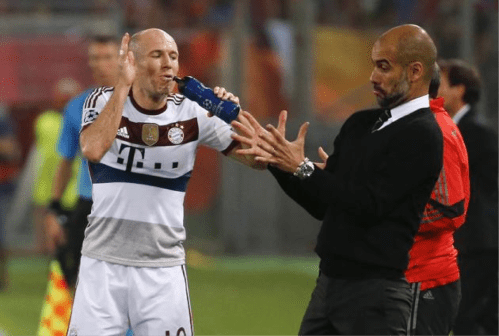 Arjen Robben, latéral offensif du 352 guardiolien